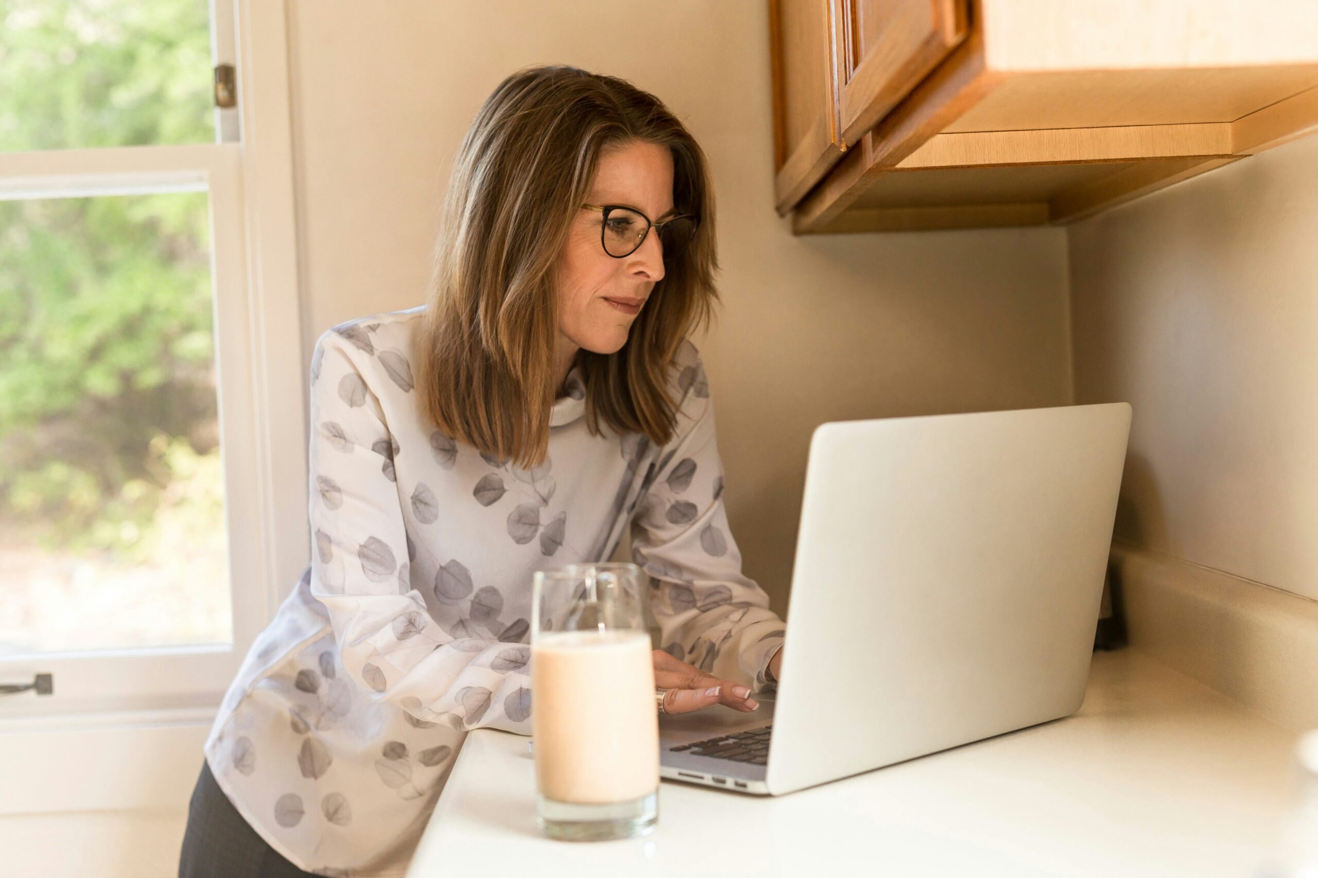 Menopause Brain Fog: Why Your Memory Has Changed and When to Stop Worrying